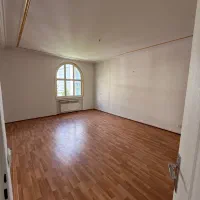 ۱۰۰۰ متر مستغلات مناسب همه مشاغل