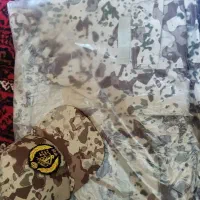 لباس سربازی|لباس|اصفهان, رکن الدوله غربی|دیوار