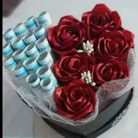 دسته گل و باکس پول|گل مصنوعی|ایلام, |دیوار