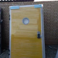 فروش انواع درب سرد خانه با بهترین قیمت و کیفیت|ماشینآلات صنعتی|رشت, حومه رشت|دیوار