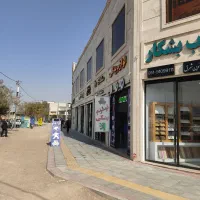 اجاره یه دربنده تجاری دور میدان