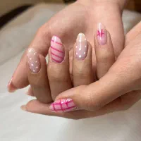کاشت ناخن فقط با هزینه مواد