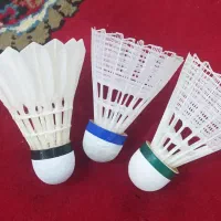 توپ بدمینتون
