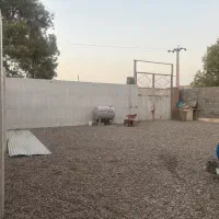 ملک داخل قم