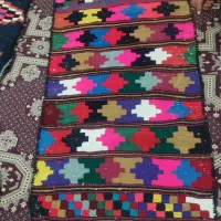 قالی سنتی دست بافت