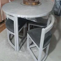 میز نهار خوری کم جا