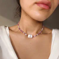گردنبند دست ساز یاقوت سرخ و مروارید باروک طبیعی