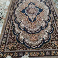 فرش کناره یک در سه