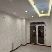 ۹۰ متر اداری خیابان دانشگاه(املاک کریمی ها)