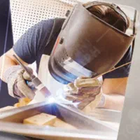 شاگرد برای جوشکار کاز گشی و ارگون .وتاسیسات