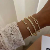 دستبند مشابه طلا