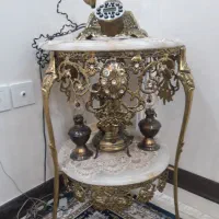 میز وتلفن برنجی در حد