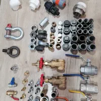 تعدادی شیرآلات گازی و آبی و دیگر لوازم لوله کشی|ابزارآلات|فردیس, نگارستان|دیوار