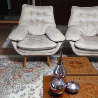 مبل هشت نفره نو یکساله