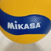 توپ والیبال