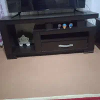 میز تلویزیون تمیز وسالم