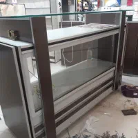 فروش میز و ویترین مغازه