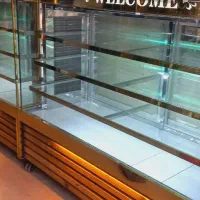 یخچال قنادی مکعبی وست شیرینی تروخشک|فروشگاه و مغازه|کرج, اصفهانیها|دیوار