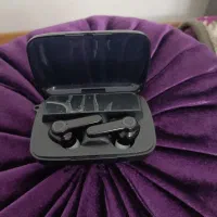 ایر پاد همراه با کابل