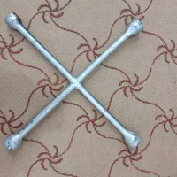 آچر صلیبی چهار گوشه