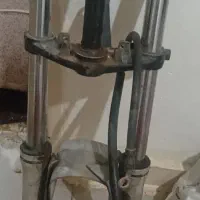 کمک فنر جلو پالس ۱۸۰ پره‌ای سالم و بدون نشتی کرج