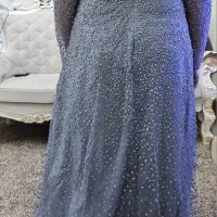 لباس مجلسی زنانه باقیمت عالی یکبار کلن پوشیده شده|لباس|اصفهان, شهرک امام خمینی|دیوار