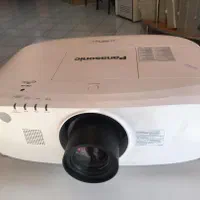 ویدیوپروژکتور سالنی(کارشناسی )
