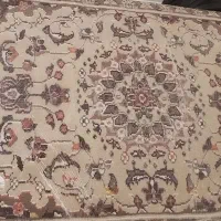 دو عدد پشتی ماشینی