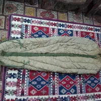 کیسه خواب پر آمریکا آمریکایی اصل قدیمی عتیقه انتیک|کوهنوردی و کمپینگ|اصفهان, شیخ اشراق|دیوار