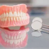 ساخت دندان مصنوعی