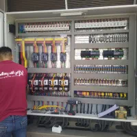 درخواست نیروی کار درزمینه برق(توضیحات خوانده شود)