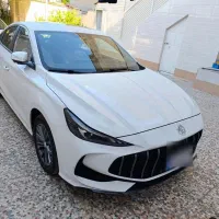 ام جی ۵ فول با سانروف و دوربین ۳۶۰