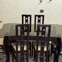 میز ناهار خوری تمیز