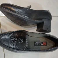 کفش سایز ۳۷ کوچک پا