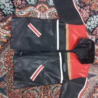 کافشن چرم و هودی لی