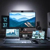 ادیتور و فیلمبردار حرفه ای