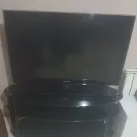 ال سی دی تلوزیون سامسونگ 40 اینچ همراه میز