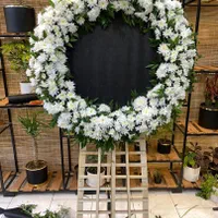 تاج گل ترحیم .دسته گل ترحیم .وغیره|گل و گیاه طبیعی|یزد, |دیوار