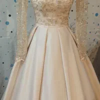 لباس مجلسی|لباس|نیشابور, فرح بخش|دیوار