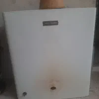 آبگرمکن مخزنی ۲۰ لیتری دیواری