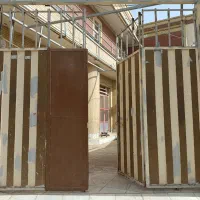 درب حیاط سنگین