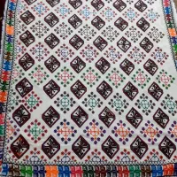 دوعدد پرده گلدوزی