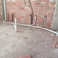 همکاری  برای لوله کشی اب