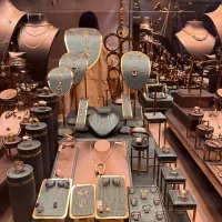 ویترین و مانکن مغازه طلا فروشی|فروشگاه و مغازه|تهران, سازمان آب|دیوار