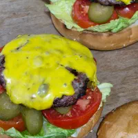 جذب ۲نفر همکار خانم جهت فعالیت در کافه فست فود