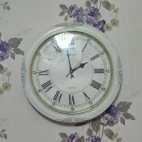 ساعت دیواری