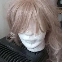 کلاگیس زنانه رنگ بلوند با موهای بلند کاملن سالم