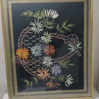 یک عدد تابلو سالم و زیبا بع دلیل جا به جا میفروشم