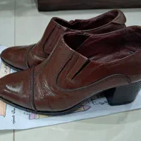 کفش زنانه چرم اصل سایز ۳۸