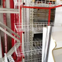 فروش سبد کیک و چیپس پفک دیواری. استند|فروشگاه و مغازه|مشهد, نوید|دیوار